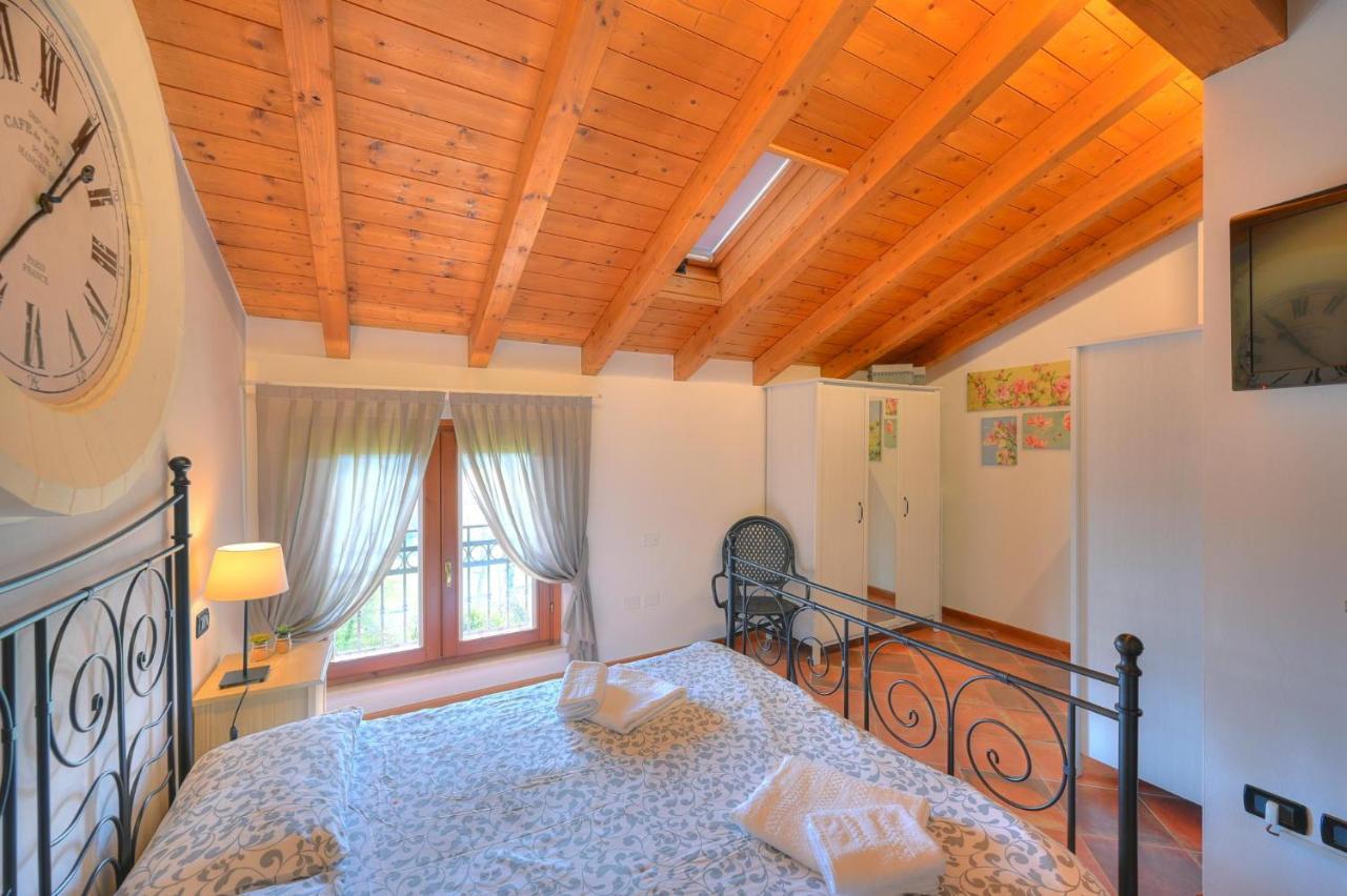 Ferienwohnung Albatros Toscolano-Maderno Exterior foto